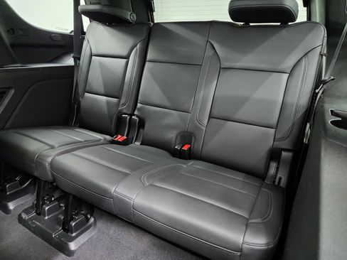 Used 2021 Chevrolet Tahoe LT image 9