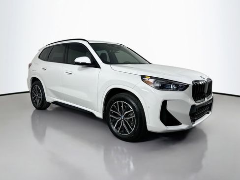 New 2026 BMW X1 xDrive28i w/ Technology Package image 3