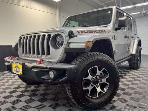 Used 2021 Jeep Wrangler Unlimited Rubicon w/ Uconnect 4C Nav & Sound Group image 3