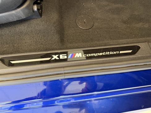 Used 2022 BMW X6 M w/ Competition Package image 46
