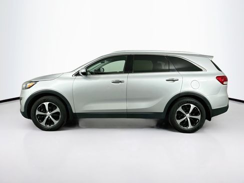 Used 2016 Kia Sorento EX w/ EX Premium Package FWD image 4