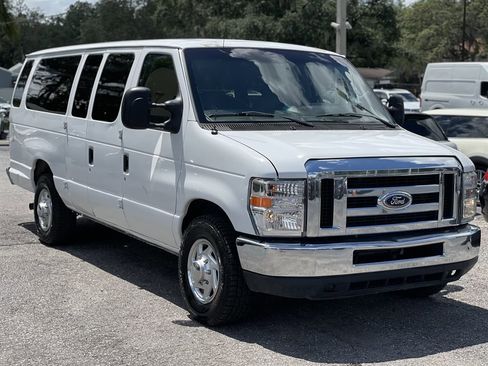 Used 2013 Ford E-350 and Econoline 350 XLT image 9