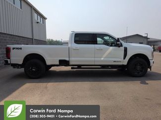 New 2026 Ford F350 Lariat w/ Black Appearance Package AWD/4WD video 2