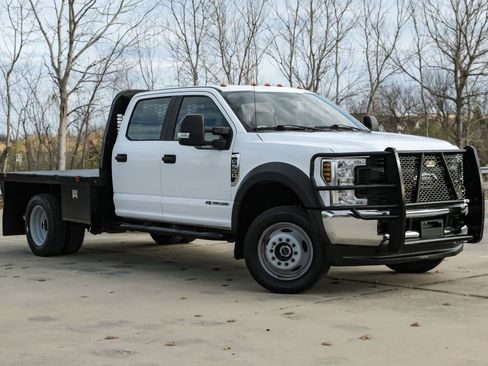 Used 2019 Ford F550 4x4 Crew Cab Super Duty image 1