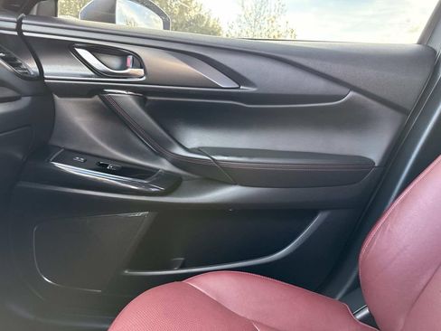 Certified 2023 MAZDA CX-9 Carbon Edition image 30