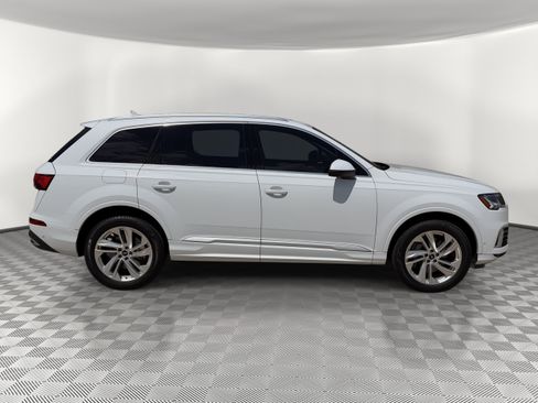 Used 2024 Audi Q7 2.0T Premium Plus w/ Premium Plus Package AWD/4WD image 8