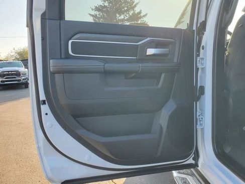 Used 2025 RAM 3500 Big Horn image 23
