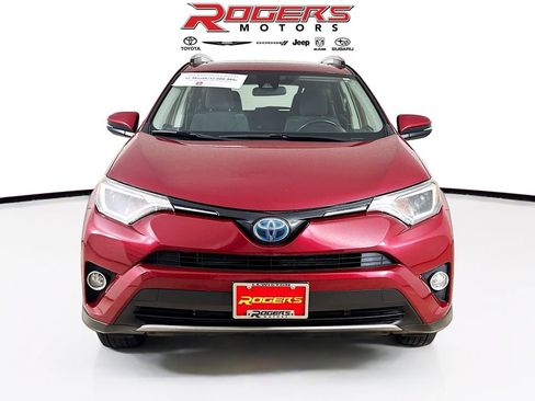 Certified 2018 Toyota RAV4 XLE image 2