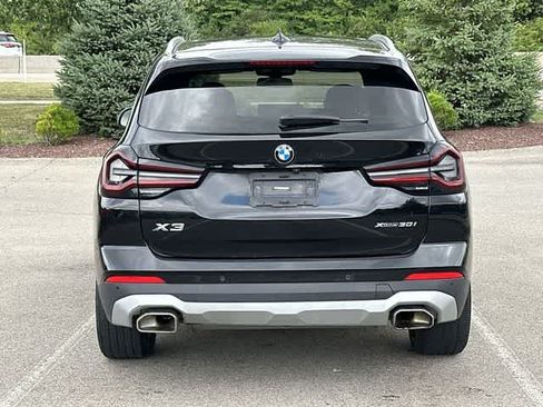 Used 2022 BMW X3 xDrive30i w/ Convenience Package AWD/4WD image 4
