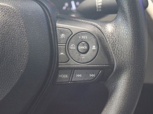 Used 2025 Toyota Corolla LE w/ LE Premium Package image 21