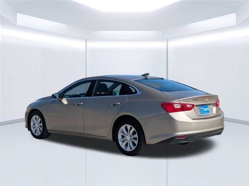 Used 2025 Chevrolet Malibu LT FWD image 4
