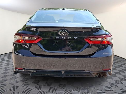 Used 2023 Toyota Camry SE FWD image 5