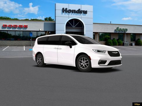 New 2026 Chrysler Pacifica Select image 11