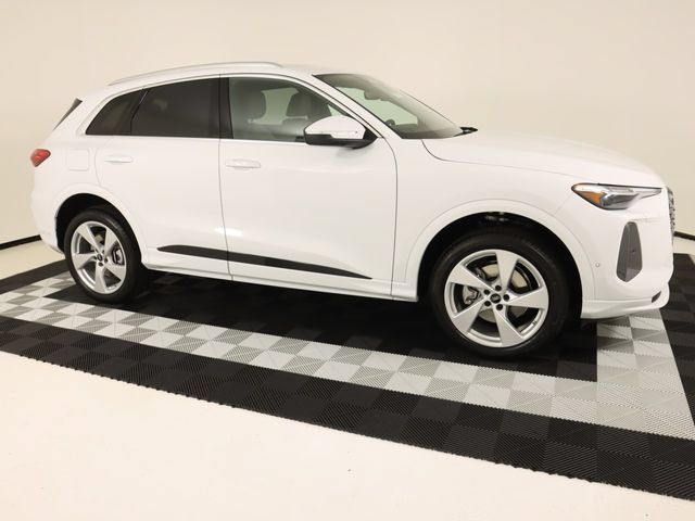 New 2026 Audi Q5 Premium Plus AWD/4WD image 6