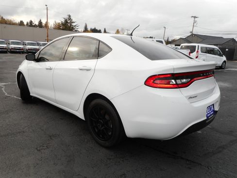 Used 2016 Dodge Dart SE w/ Convenience Group image 9