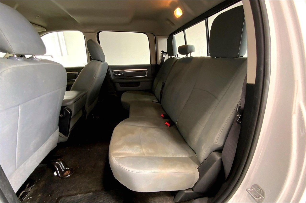 Used 2017 RAM 1500 Classic SLT RWD image 19
