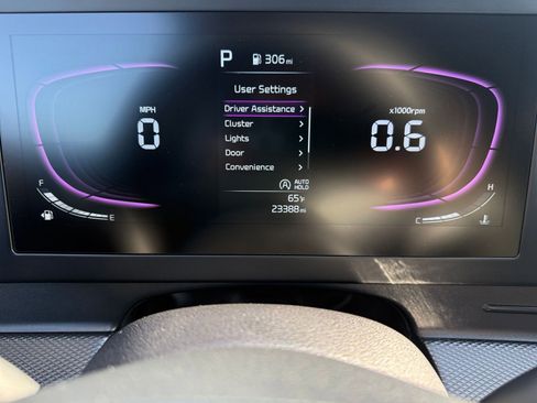 Used 2025 Kia Sportage LX FWD image 39