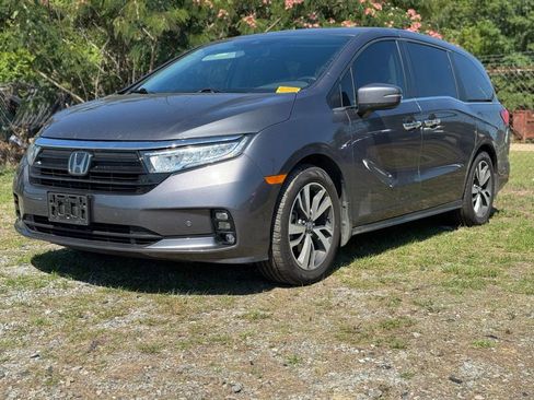 Used 2024 Honda Odyssey Touring image 4