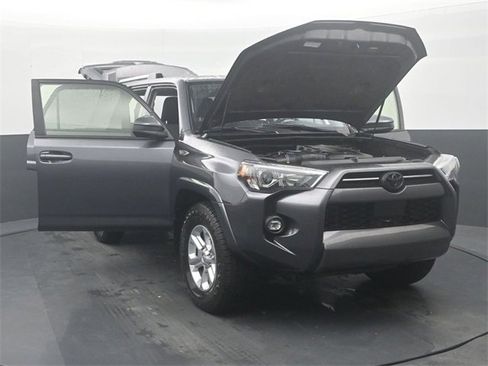 Used 2023 Toyota 4Runner SR5 image 35