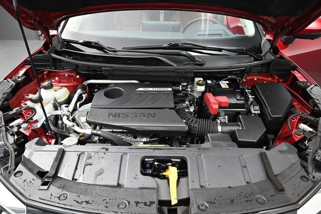 Used 2024 Nissan Rogue Platinum w/ Platinum Premium Package FWD image 16