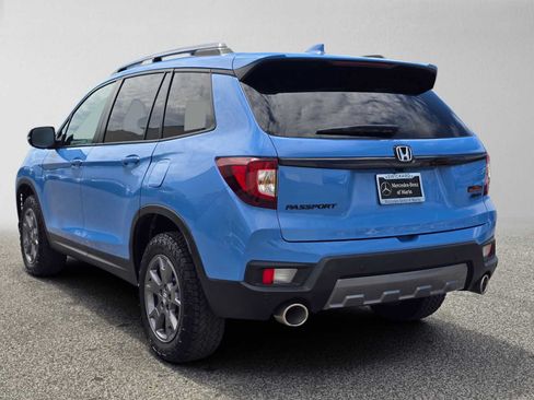 Used 2024 Honda Passport TrailSport image 5