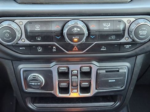 Certified 2021 Jeep Wrangler Unlimited Sport image 18