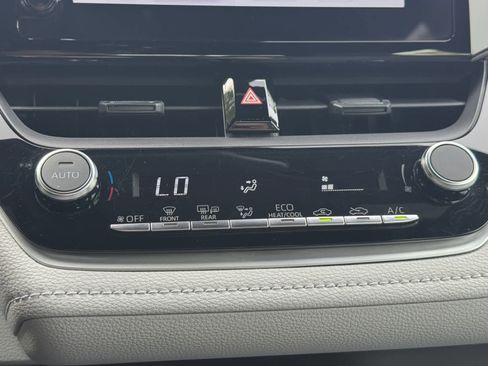 Certified 2024 Toyota Corolla SE image 19