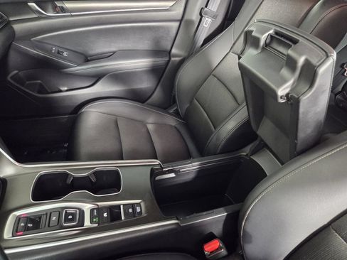Used 2022 Honda Accord Sport image 21