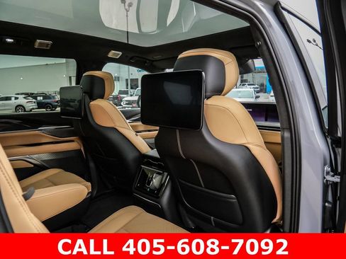 Used 2026 Cadillac Escalade IQL Sport 2 AWD/4WD image 46