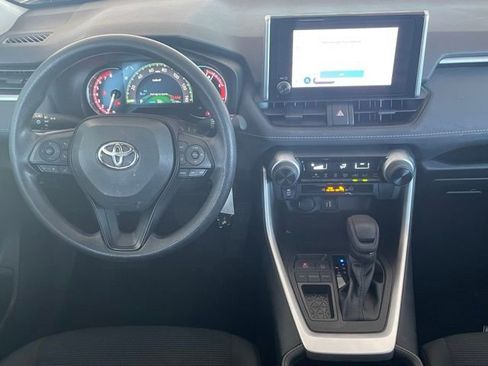 Used 2023 Toyota RAV4 LE image 12