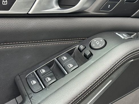 Used 2019 BMW X5 xDrive50i image 13