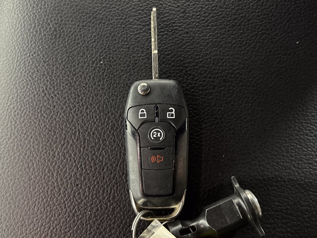 Certified 2019 Ford F150 XLT w/ Equipment Group 302A Luxury AWD/4WD image 32