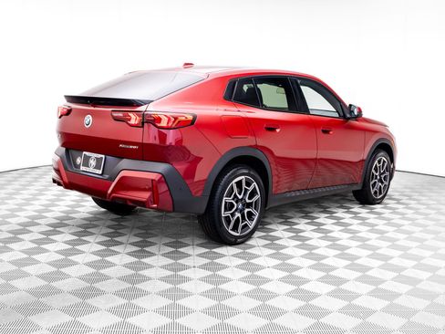 Certified 2026 BMW X2 xDrive28i w/ Technology Package AWD/4WD image 5