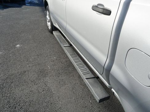 Used 2021 Chevrolet Silverado 1500 Custom image 10