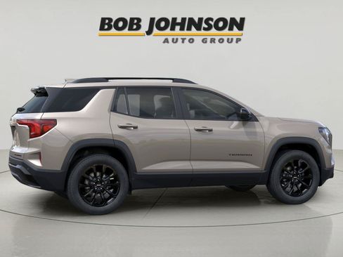 New 2026 GMC Terrain Elevation w/ Elevation Premium Package AWD/4WD image 3