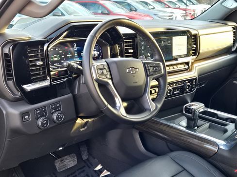 Certified 2024 Chevrolet Silverado 1500 LT Trail Boss w/ LT Trail Boss Premium Package image 23