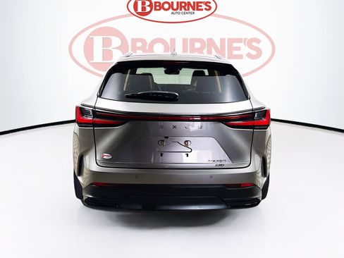 Used 2022 Lexus NX 350 AWD image 9