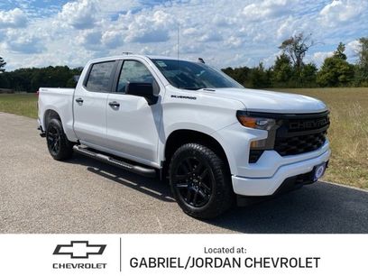 New 2025 Chevrolet Silverado 1500 Custom w/ Turbomax Blackout Package