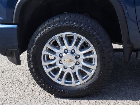 Used 2021 Chevrolet Silverado 3500 High Country w/ Z71 Off-Road Package image 53