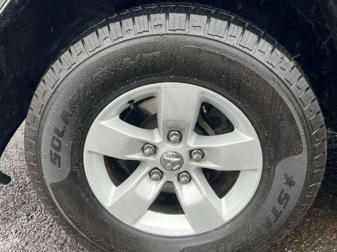 Used 2019 RAM 1500 Express image 14