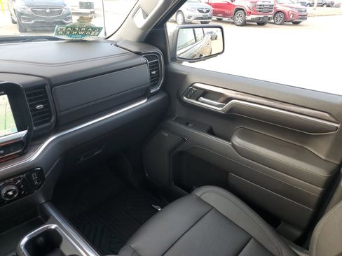 Certified 2022 Chevrolet Silverado 1500 LTZ image 11