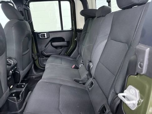 Used 2021 Jeep Gladiator Sport AWD/4WD image 22