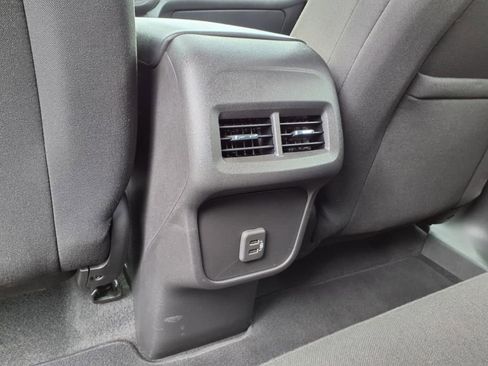 Used 2022 Chevrolet Equinox LT image 33