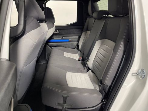 Certified 2025 Toyota Tacoma TRD Off-Road image 13