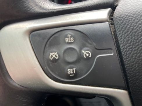 Used 2015 GMC Canyon SLT image 16