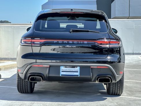 Used 2024 Porsche Macan AWD/4WD image 7
