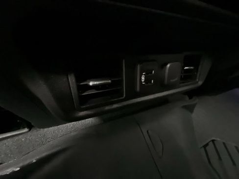Certified 2021 Chevrolet Silverado 1500 RST AWD/4WD image 21
