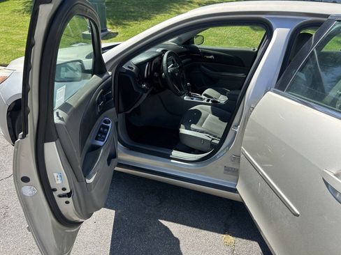 Used 2016 Chevrolet Malibu LS w/ Protection Package FWD image 6
