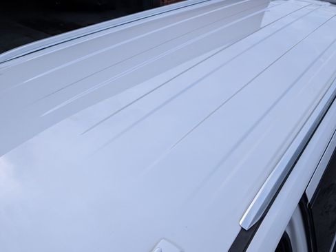 Used 2023 Chevrolet Suburban Premier image 14