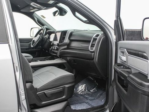Used 2021 RAM 2500 Big Horn w/ Level 1 Equipment Group AWD/4WD image 30